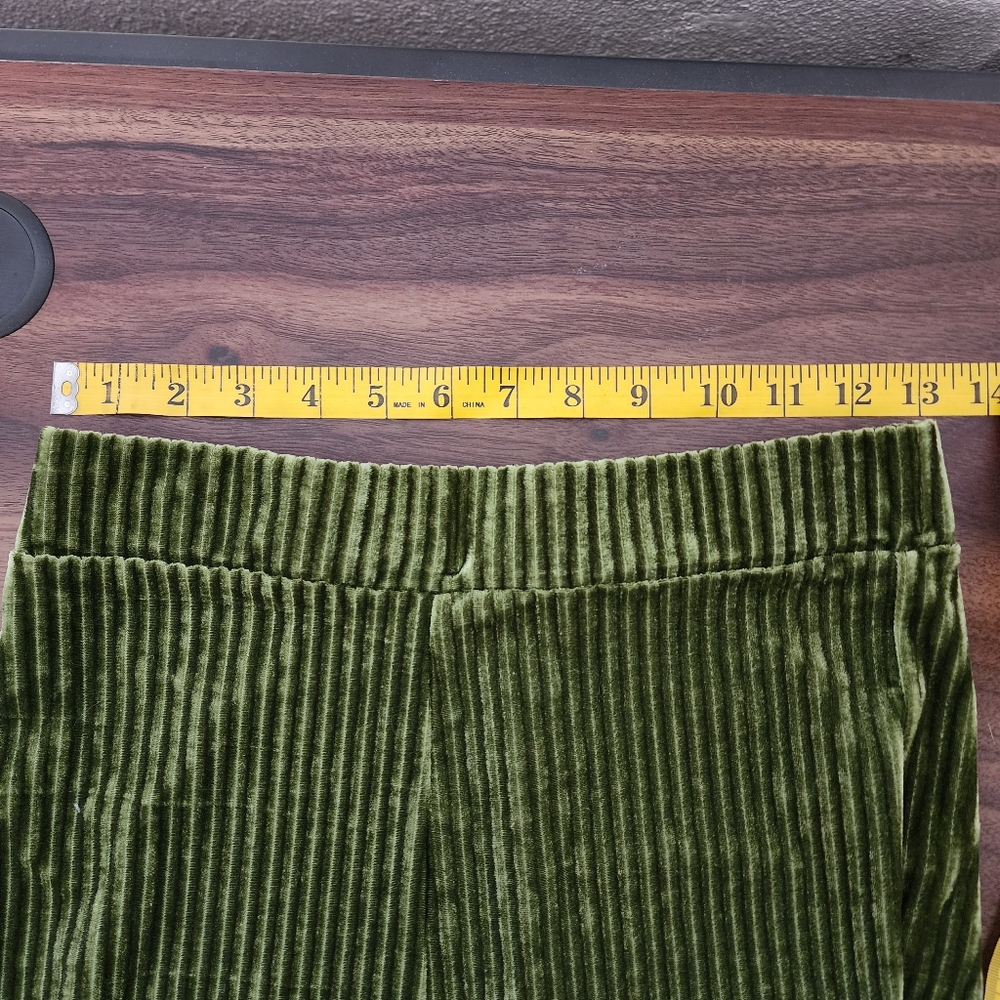 NWOT SHEIN Olive Green Ribbed Velvet Flared Bell Bottom Pants - Picture 8 of 11
